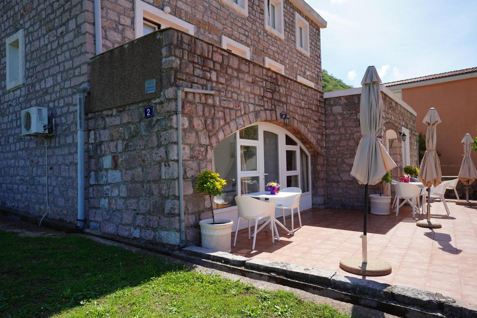 Apartments Pavlovic Petrovac Extérieur photo