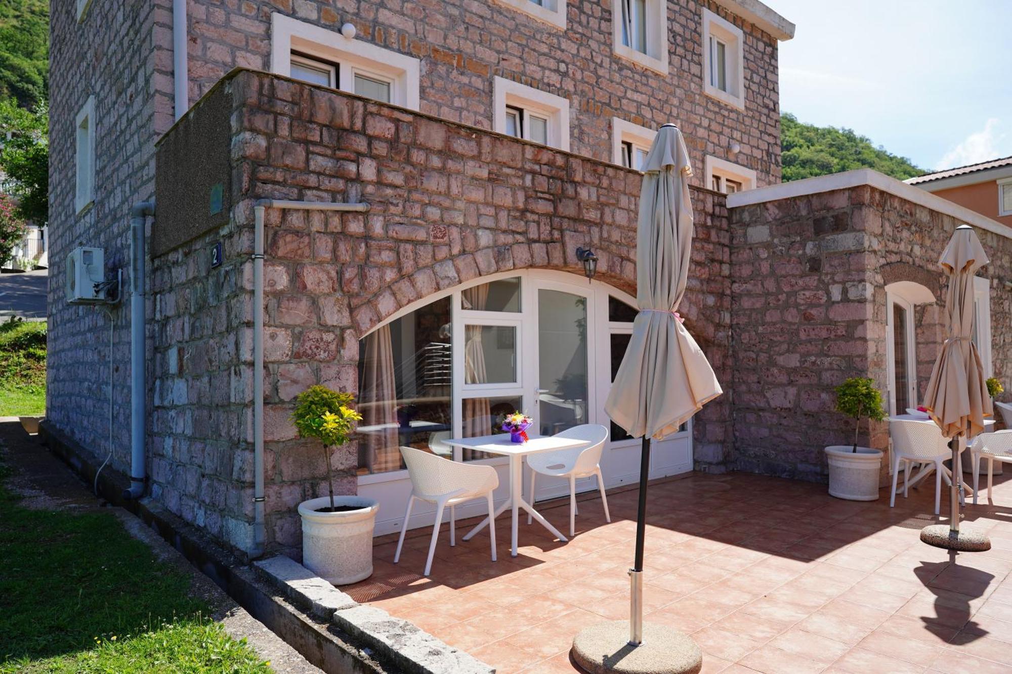 Apartments Pavlovic Petrovac Extérieur photo