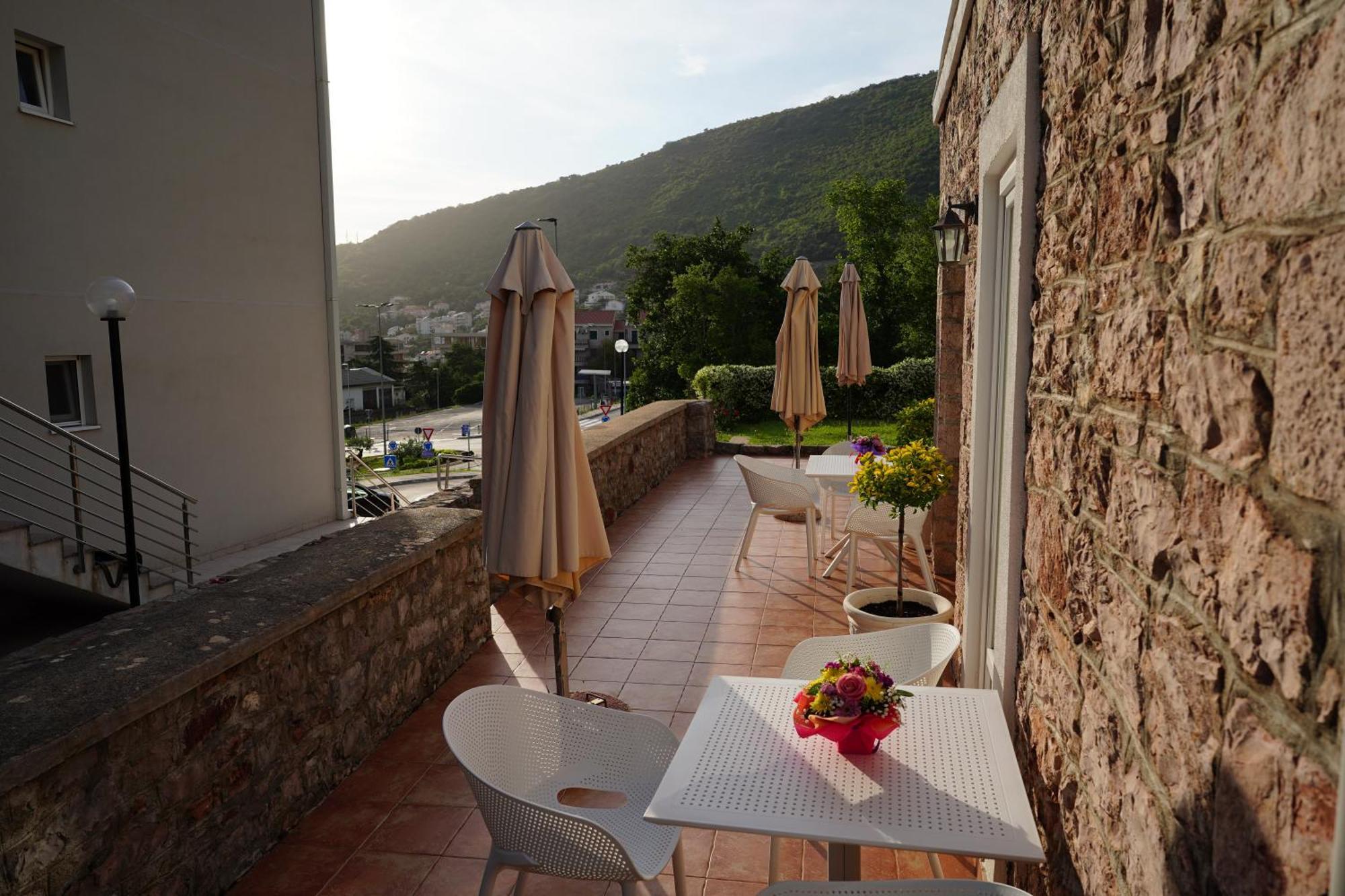 Apartments Pavlovic Petrovac Extérieur photo