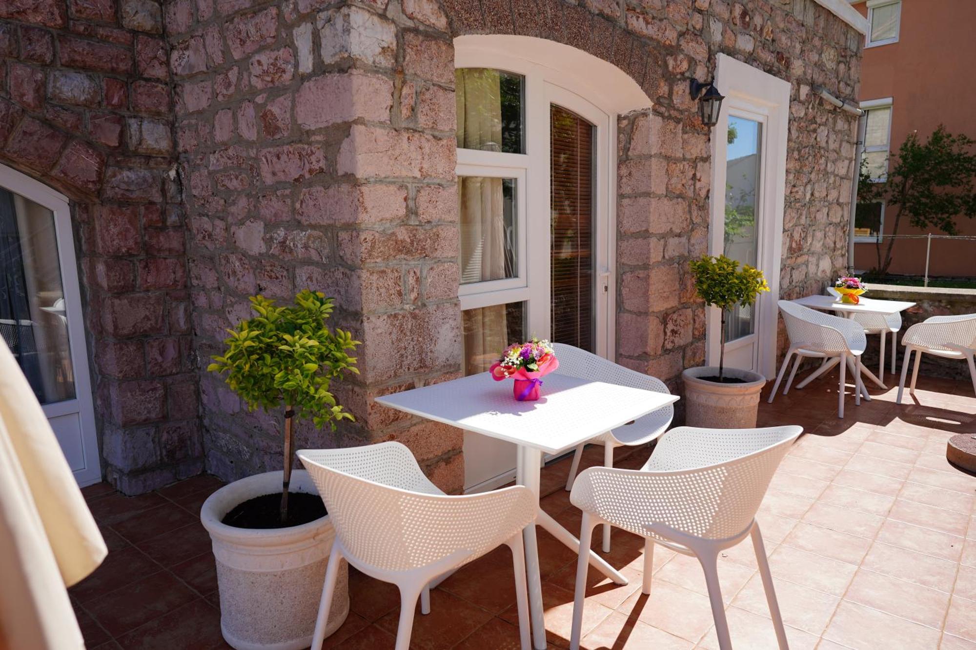 Apartments Pavlovic Petrovac Extérieur photo