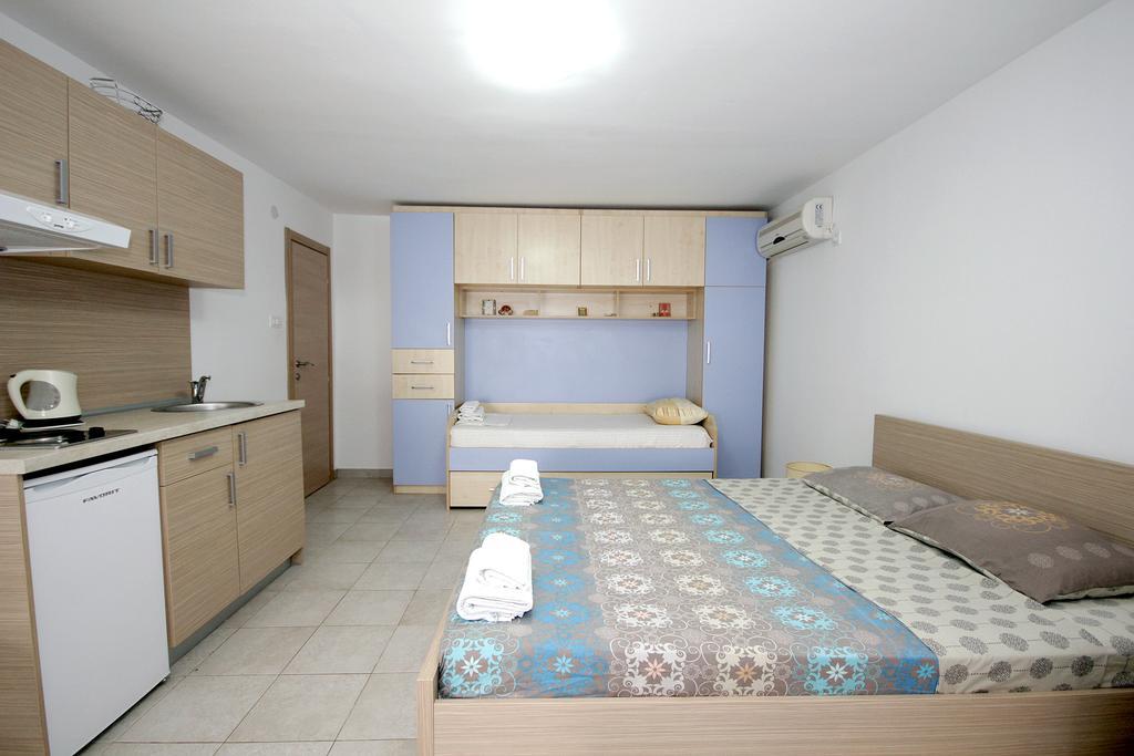 Apartments Pavlovic Petrovac Extérieur photo